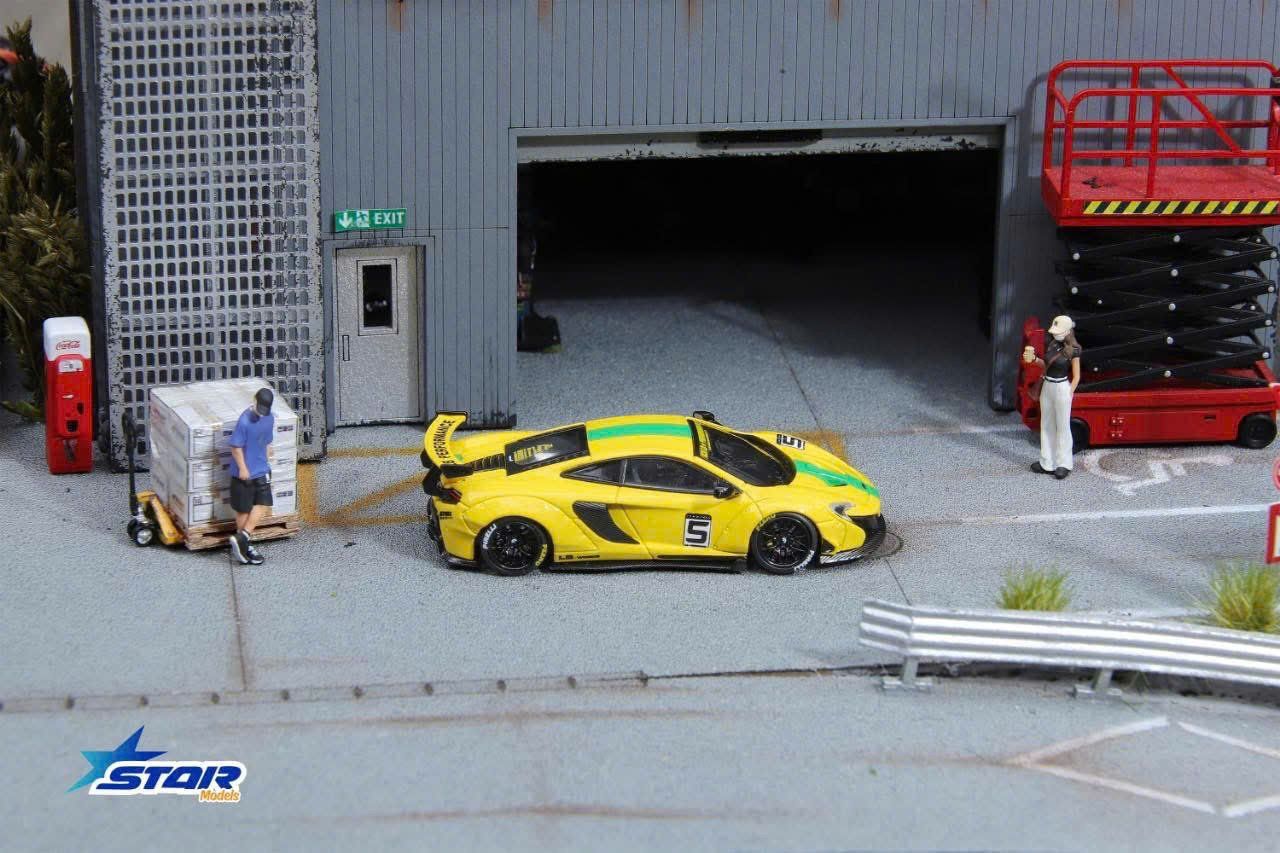  Mô hình xe Mclaren 650S LB works Liberty walk yellow #5 hộp mica tỉ lệ 1:64 Star model OT644501 