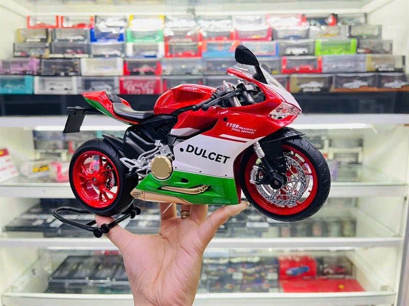  Mô hình xe Ducati 1199 đi kèm ben nâng - có phuộc nhún trước và sau - có đèn và âm thanh tỉ lệ 1:9 Alloy model MT09009 