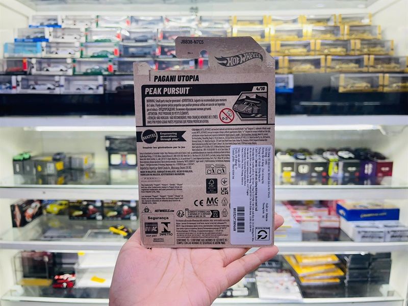  Mô hình xe Pagani Utopia Blue Hotwheels kim loại có bản quyền chính hãng tỉ lệ 1:64 C4982-PA 