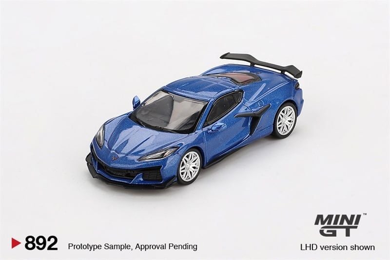  [Hàng Loose] Mô hình xe Chevrolet Corvette Z06 2023 Elkhart Lake Blue Metallic tỉ lệ 1:64 MiniGT MGT00892 