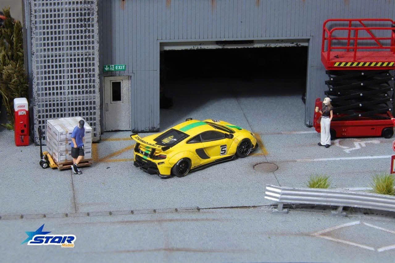  Mô hình xe Mclaren 650S LB works Liberty walk yellow #5 hộp mica tỉ lệ 1:64 Star model OT644501 