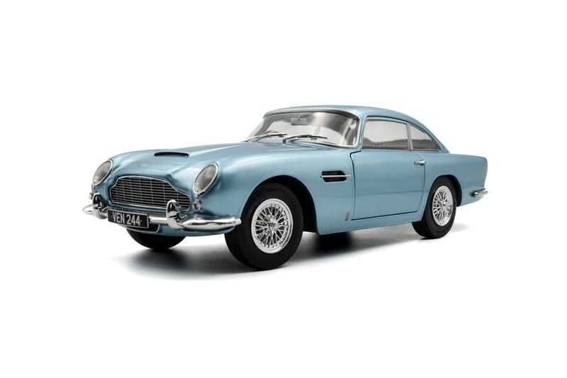  Mô hình xe ô tô Aston Martin DB5 Light Metallic Blue 1964 tỉ lệ 1:18 Solido model S1807104 