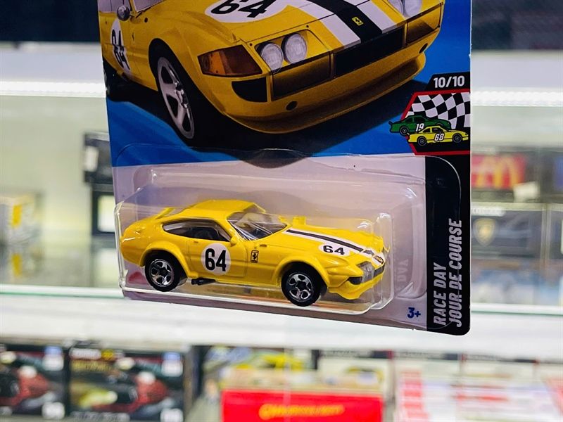  Mô hình xe Ferrari 365 GTB4 Competizione Yellow Hotwheels kim loại có bản quyền chính hãng tỉ lệ 1:64 C4982-FE 