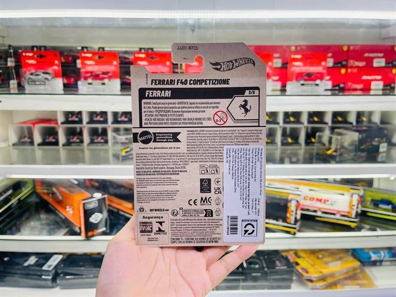  Mô hình xe Ferrari F40 Competizione Black Hotwheels kim loại có bản quyền chính hãng tỉ lệ 1:64 C4982-FE 