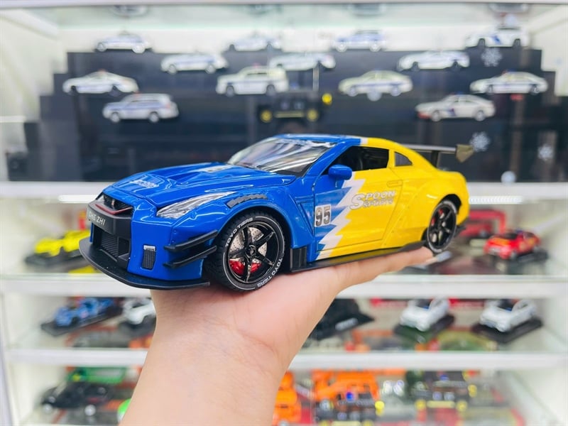  Xe ô tô mô hình bằng hợp kim và nhựa Nis GTR R35 Racing  tỉ lệ 1:24 Chezhi 1901-412 