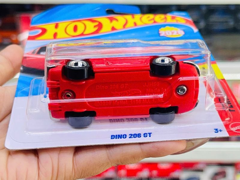  Mô hình xe Ferrari Dino 206 GT Hot Wheels kim loại có bản quyền chính hãng tỉ lệ 1:64 C4982-FE 