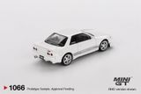  [Hàng Loose] Mô hình xe Nissan Skyline GT-R (R32) VeilSide Combat C-I White tỉ lệ 1:64 MiniGT MGT01066 