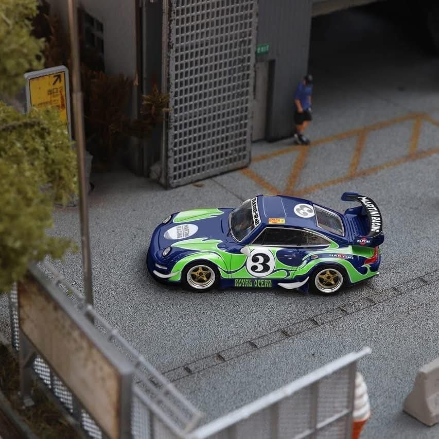  Mô hình xe Porsche RWB 993 Rauh-Welt custom Limited To 999pcs tỉ lệ 1:64 Star model OT64767 