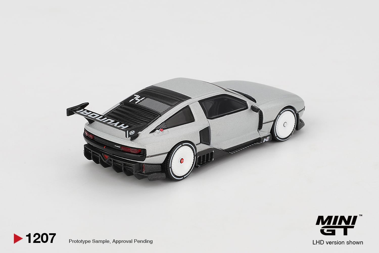  Mô hình xe Hyundai Concept N Vision 74 (VP2) tỉ lệ 1:64 MiniGT MGT01207 