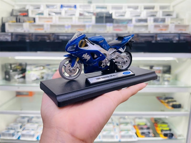  Mô hình xe mô tô Yamaha YZF R1 1999 blue tỉ lệ 1:18 Welly MT18048 