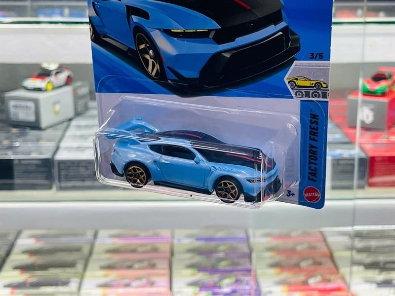  Mô hình xe Ford Mustang GTD #43 Blue 2026 Hotwheels kim loại có bản quyền chính hãng tỉ lệ 1:64 C4982-FO 