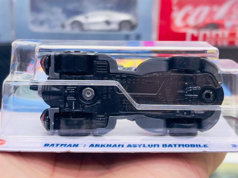  Mô hình xe tải Batmobile Batman Arkham AsylumFantasy Hotwheels kim loại có bản quyền chính hãng tỉ lệ 1:64 C4982-FA 