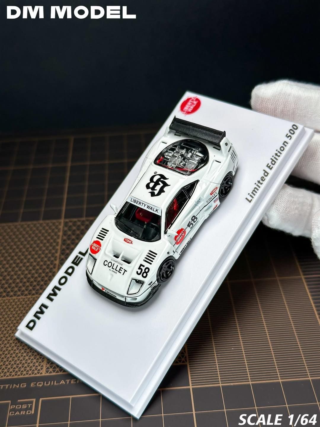 Mô hình xe Ferrari F40 LBWK limited 500pcs tỉ lệ 1:64 DM model OT64791 