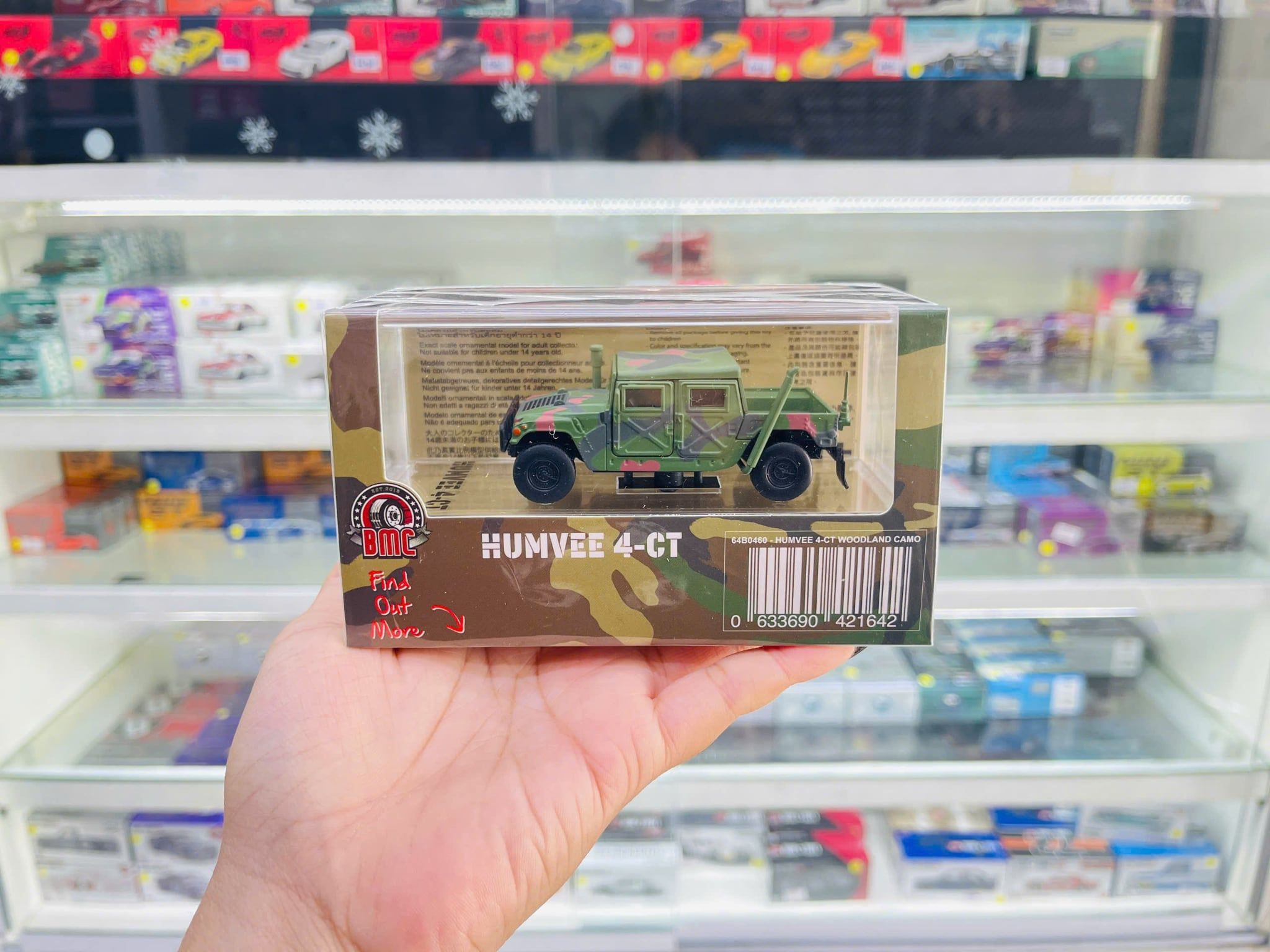  Mô hình xe Humvee 4-CT -Woodland Camo tỉ lệ 1:64 BMC 64B0460 