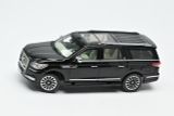  Mô hình xe Lincoln Navigator 2022 (LWB) tỉ lệ 1:64 WTX model OT64797 