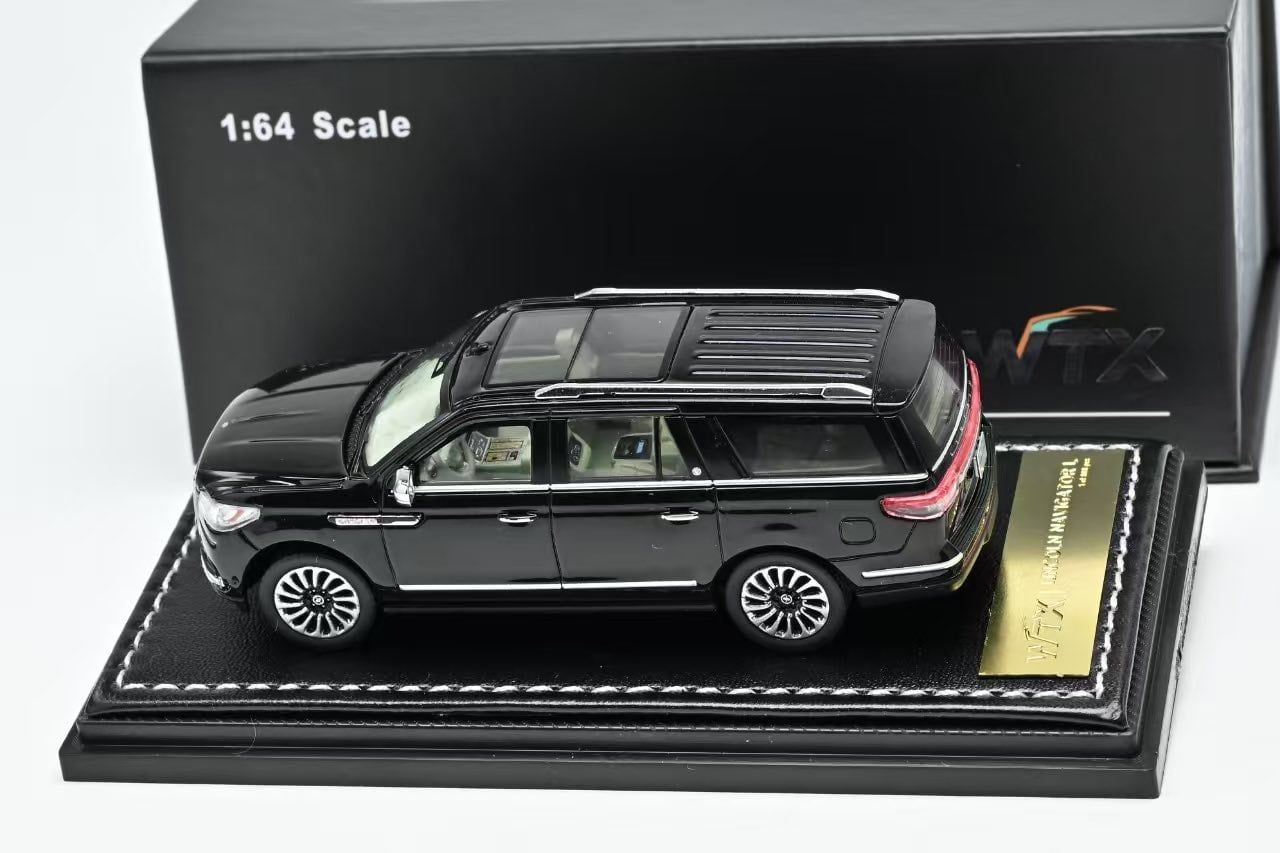  Mô hình xe Lincoln Navigator 2022 (LWB) tỉ lệ 1:64 WTX model OT64797 