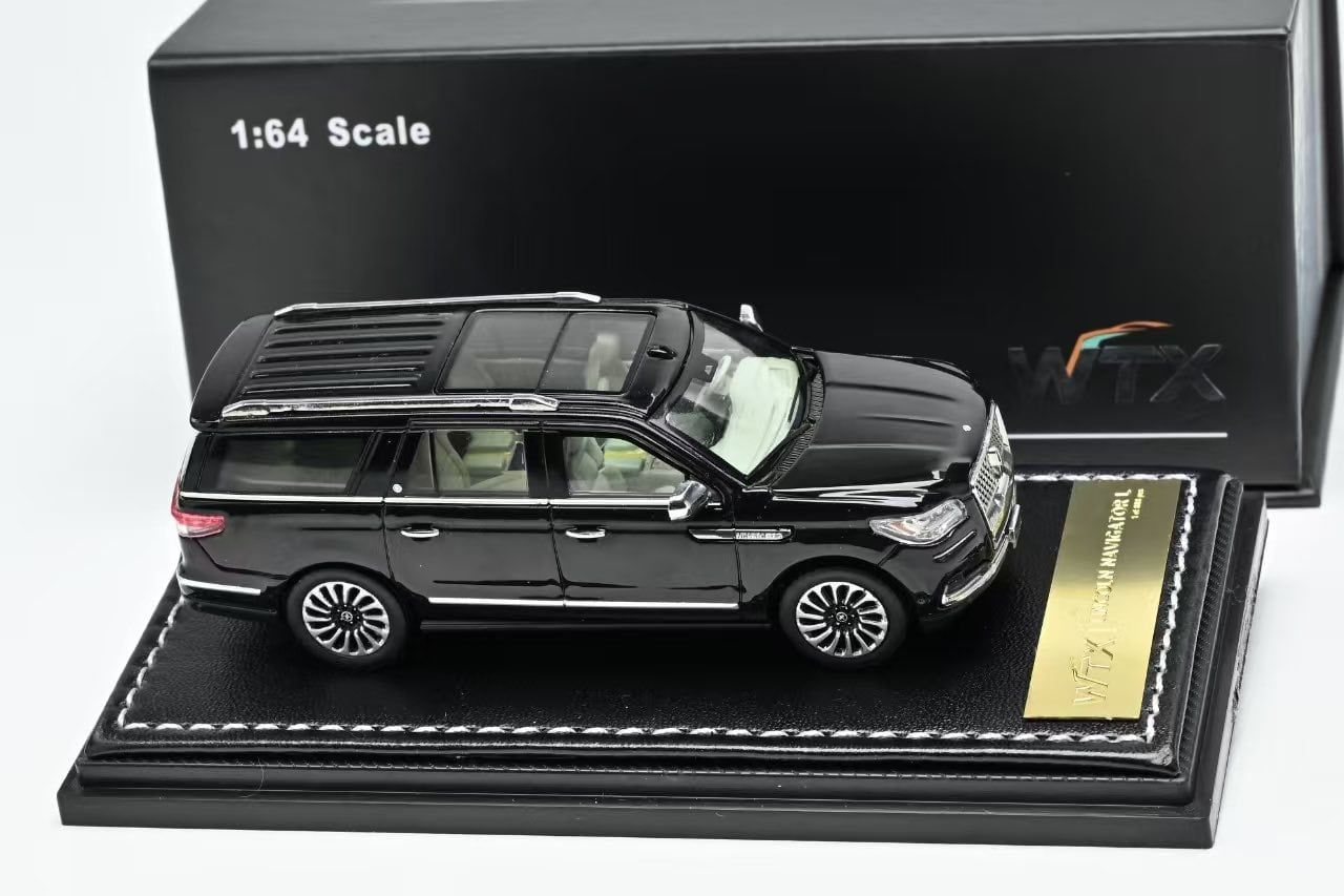  Mô hình xe Lincoln Navigator 2022 (LWB) tỉ lệ 1:64 WTX model OT64797 