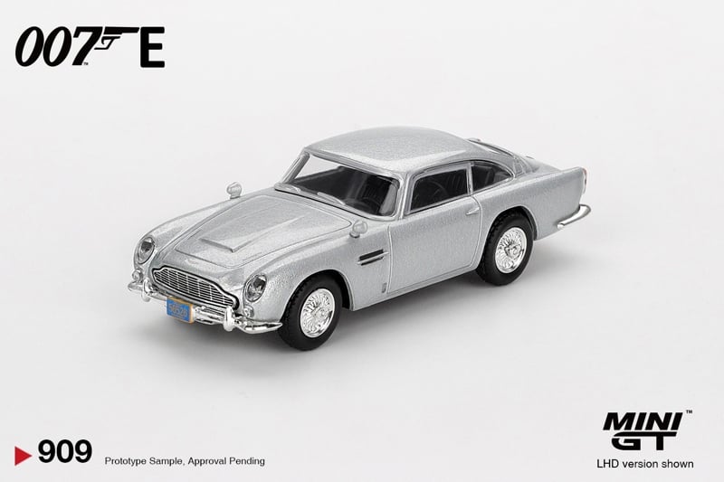  Mô hình xe Aston Martin DB5 Casino Royale English Blister Packaging tỉ lệ 1:64 MiniGT MGT00909-007E 