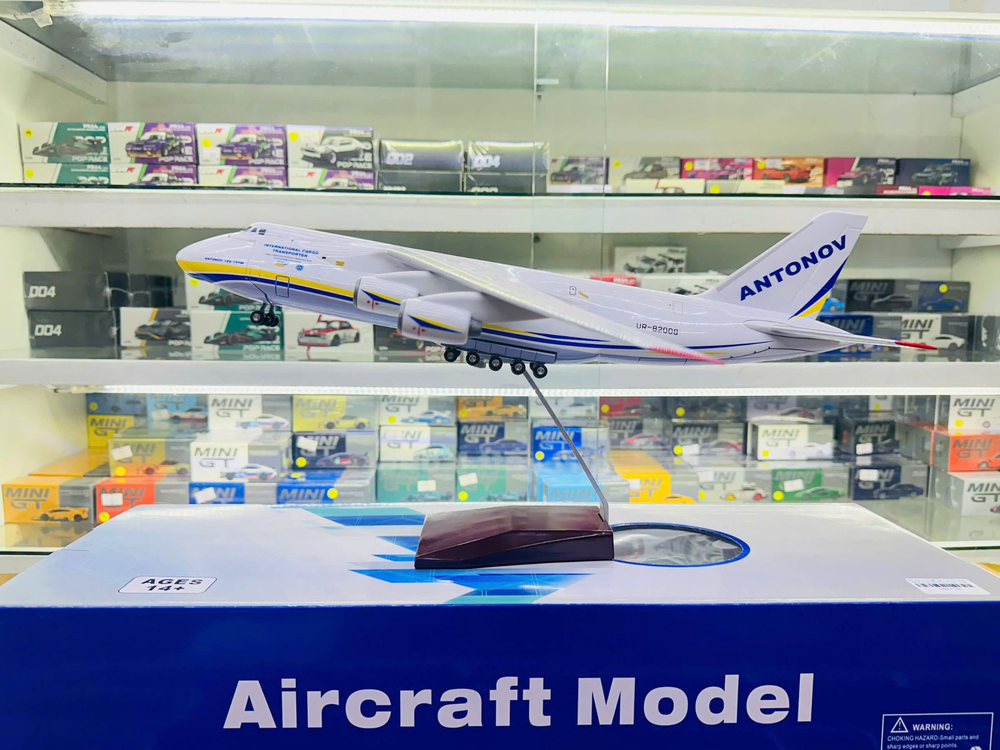  Mô hình máy bay Antonov AN-124 47cm no led MB47126 