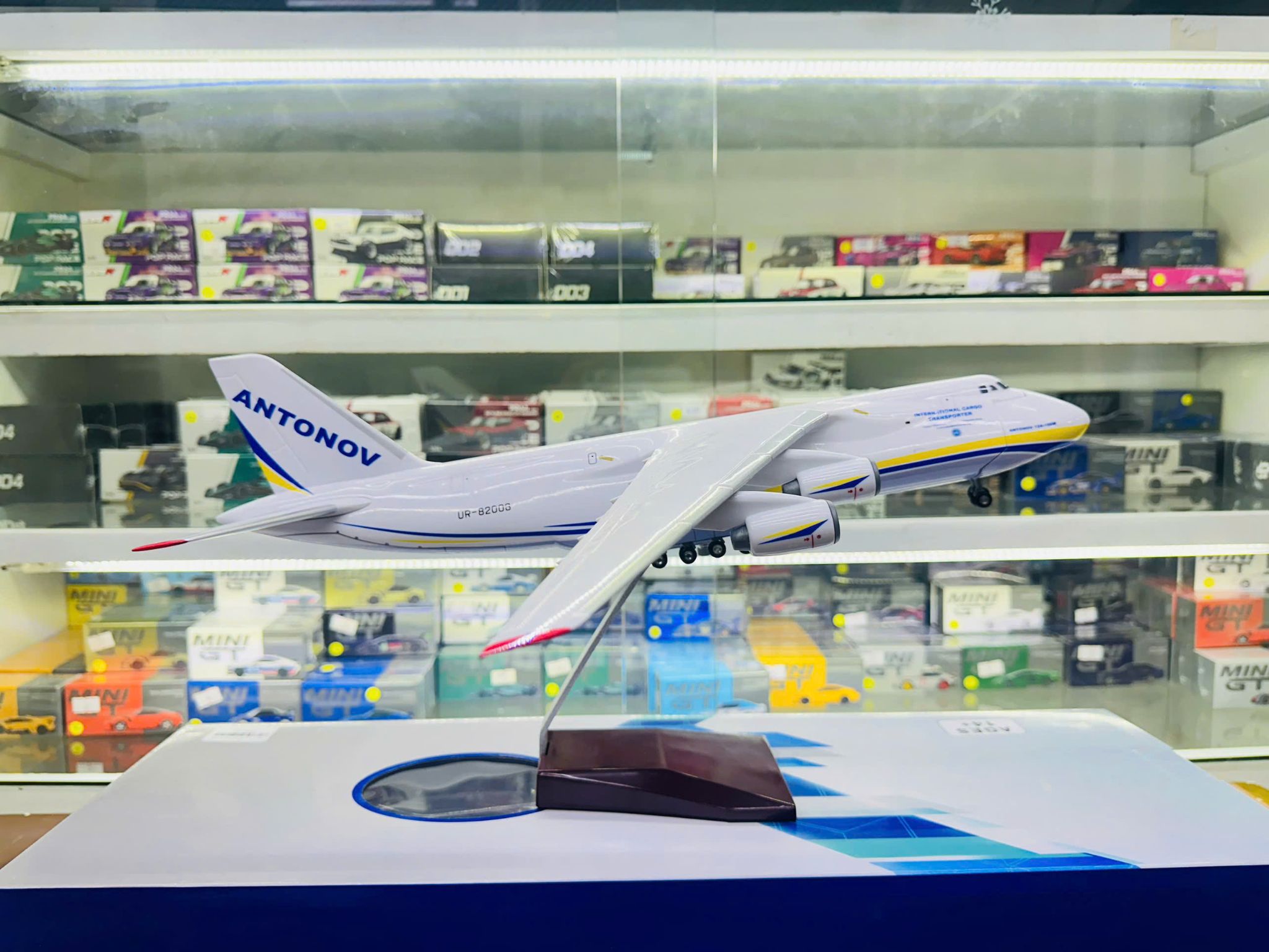  Mô hình máy bay Antonov AN-124 47cm no led MB47126 