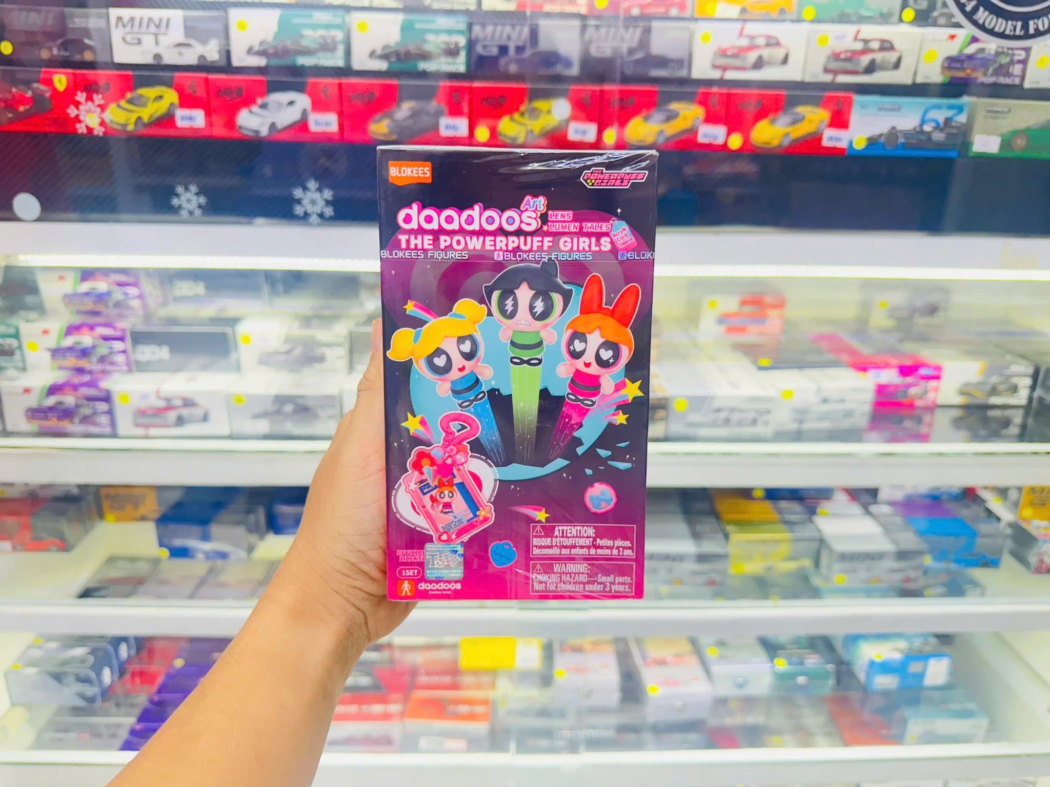  Mô hình và thẻ đeo the Powerpuff Girls Art Series 01 Lens lumen tales EG03 Blokees 73653 