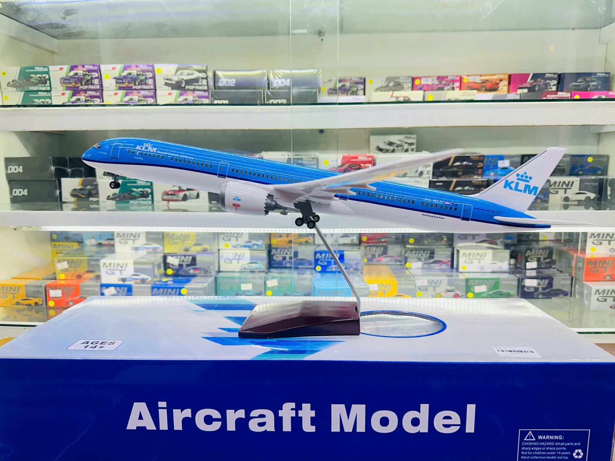  Mô hình máy bay dòng B B787 KLM no led MB47124 
