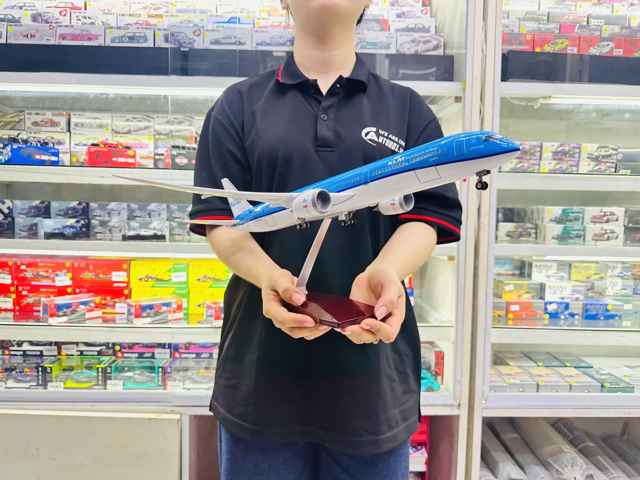 Mô hình máy bay dòng B B787 KLM no led MB47124 
