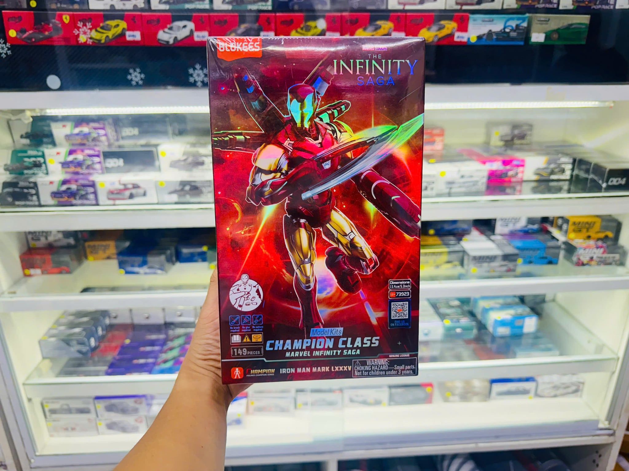 Mô hình lắp ráp Marvel Infinity SAGA CC01 Iron Man MK85 SE Blokees EM05 73923 