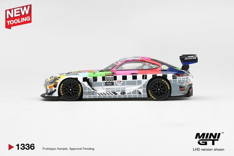  Mô hình xe Mercedes-AMG GT3 #888 Mercedes-AMG Team GMR Meguiar´s Bathurst 12 Hour 2025 bản card tỉ lệ 1:64 MGT01336 