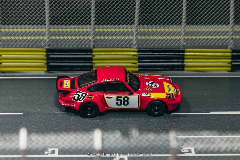  Mô hình xe Porsche 911 Carrera RSR 3.0 24h Le Mans 1975 #58 tỉ lệ 1:64 Tarmac Works T64S-024-75LM58 