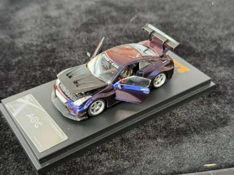  Mô hình Nissan GTR 35 RR full open tỉ lệ 1:64 AOC model OT64838 