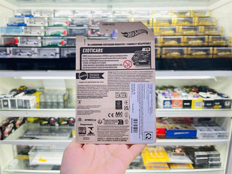  Mô hình xe Lamborghini Centenario roadster Hotwheels kim loại có bản quyền chính hãng tỉ lệ 1:64 C4982-LAM 