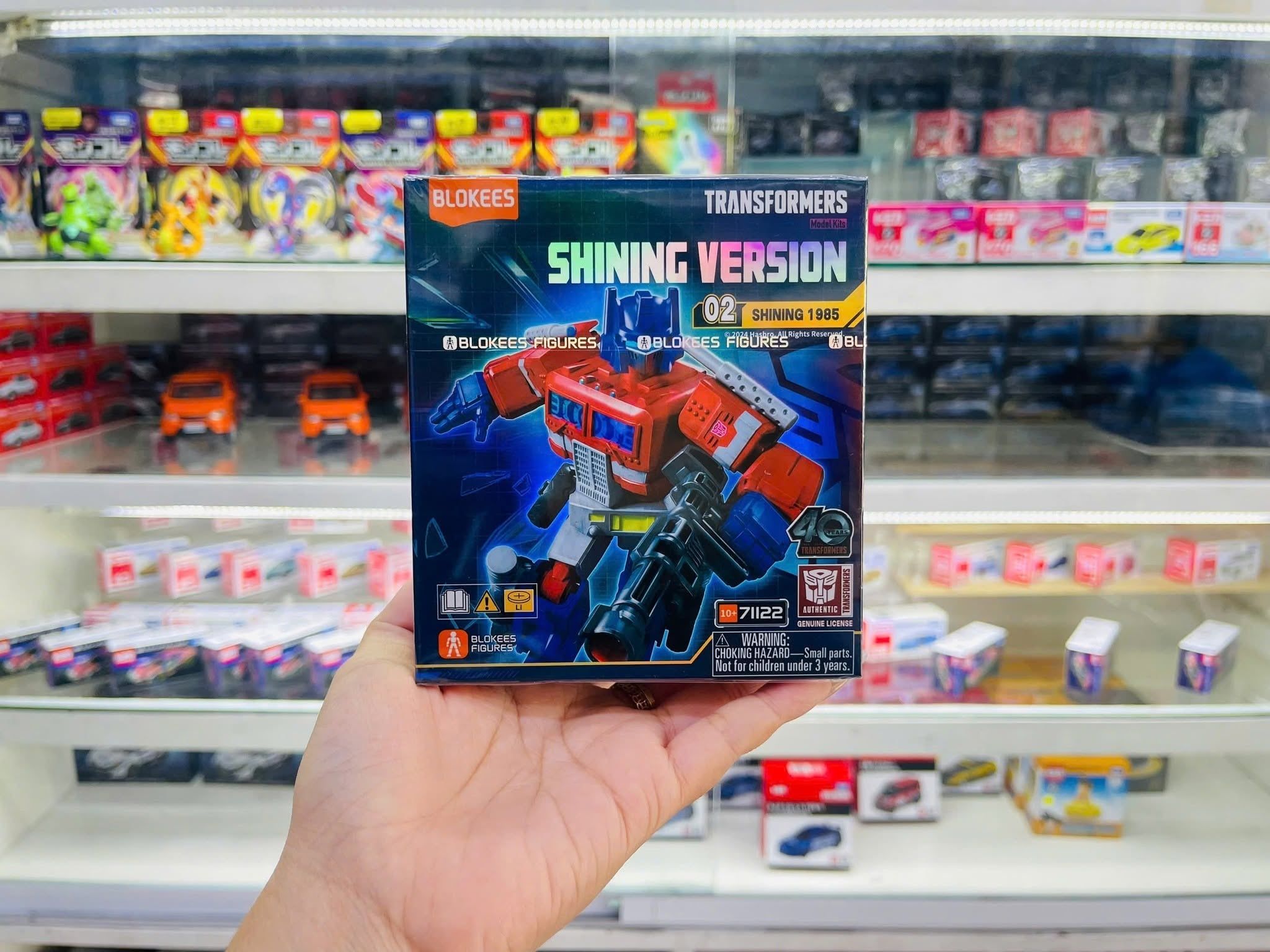  Mô hình lắp ráp phát sáng serries Transformers Shining 1985 Version(SV) 02 (Luminous Eyes & Chest) Blokees 71122 
