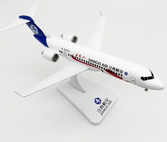  Mô hình máy bay Jiangxi C909 (ARJ) 24cm MB24007 