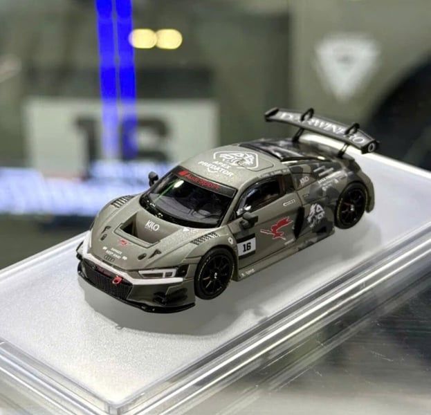  Mô hình xe Audi R8 LMS GT3 EVO II Darwin pro Apex predator tỉ lệ 1:64 Kilo Works OT64837 