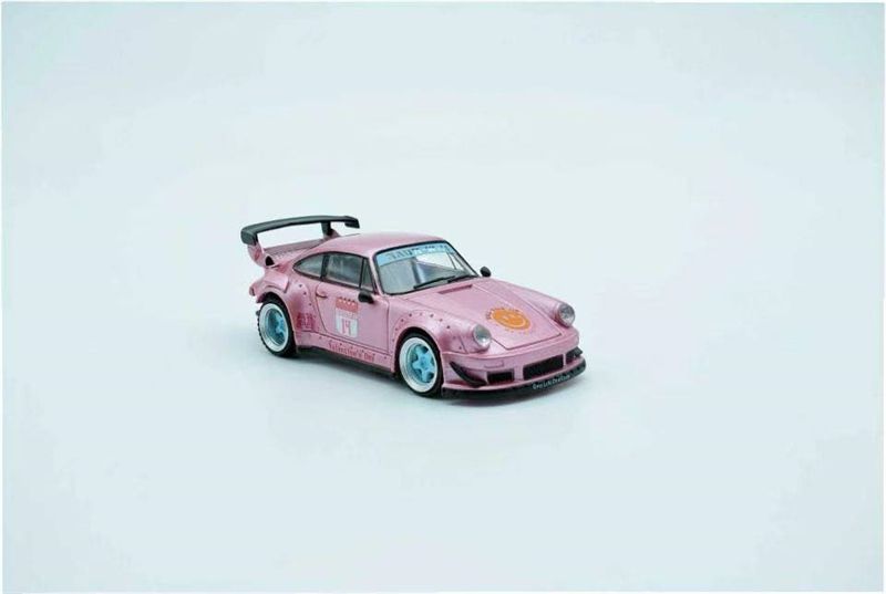  Mô hình xe Porsche 930 RWB Valentine’s Edition box tỉ lệ 1:64 MODEL model (MM) OT64761 
