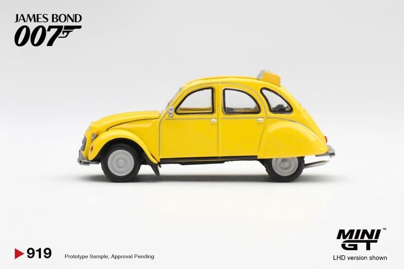  Mô hình xe Citroën 2CV “For Your Eyes Only” tỉ lệ 1:64 MiniGT MGT00919-007 