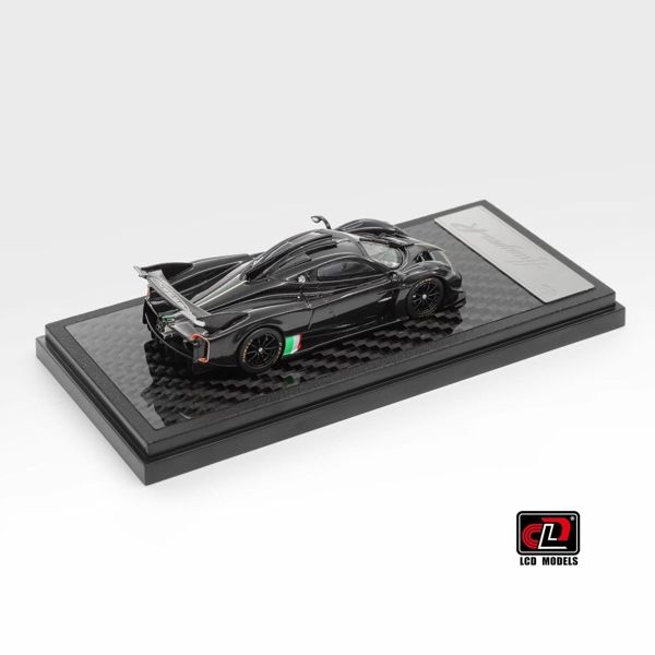  Mô hình xe Pagani Huayra R Diecast Model Glossy Black Carbon Fiber with Italian Strips tỉ lệ 1:64 LCD LCD64028-CBI 