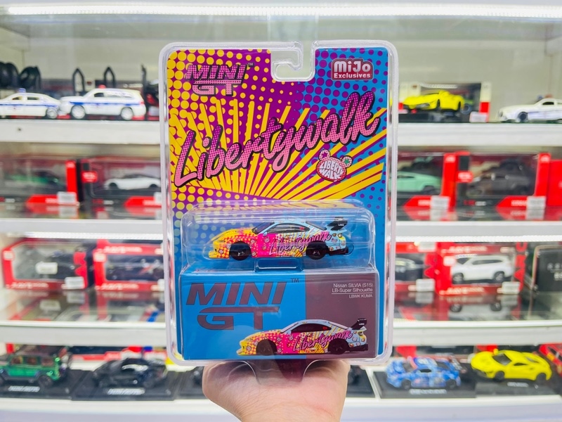 Mô hình xe Nissan LB-Super Silhouette S15 SILVIA LBWK KUMA bản card tỉ lệ 1:64 MiniGT x Mijio MGT00743-MJ 