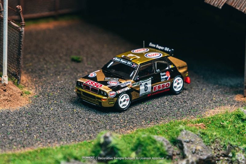  Mô hình xe Lancia Delta HF Integrale – ECR Piancavallo Rally 1993 Winner tỉ lệ 1:64 Tarmac Works T64-049-93PIR06 