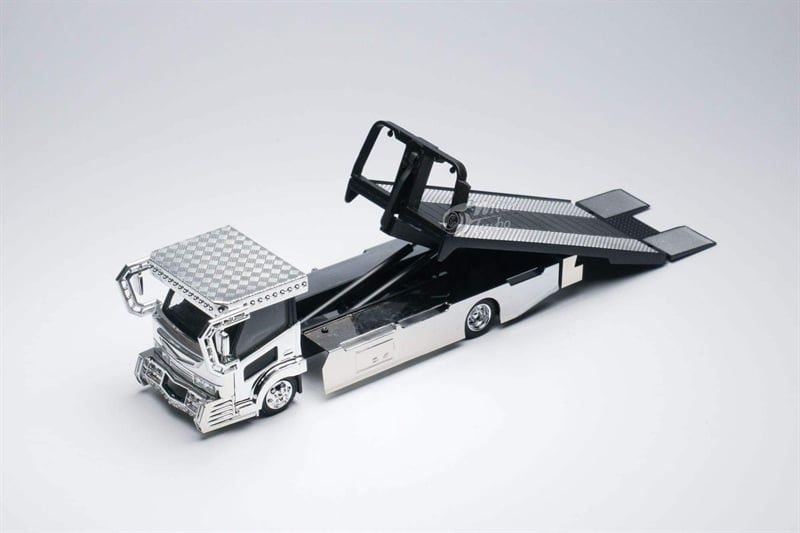  Mô hình xe Isuzu ELF Dekotora Version 2 Custom Flatbed Tow Silver electroplating tỉ lệ 1:64 Micro Turbo MT6405B1 
