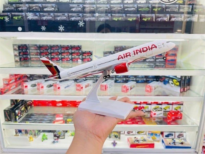  Mô hình máy bay Air India Airbus A350 30CM MB30062 