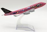  Mô hình máy bay Japan Airlines Jal Mickey Disney Dream pink Boeing B747-200 kích thước 16cm MB16223 