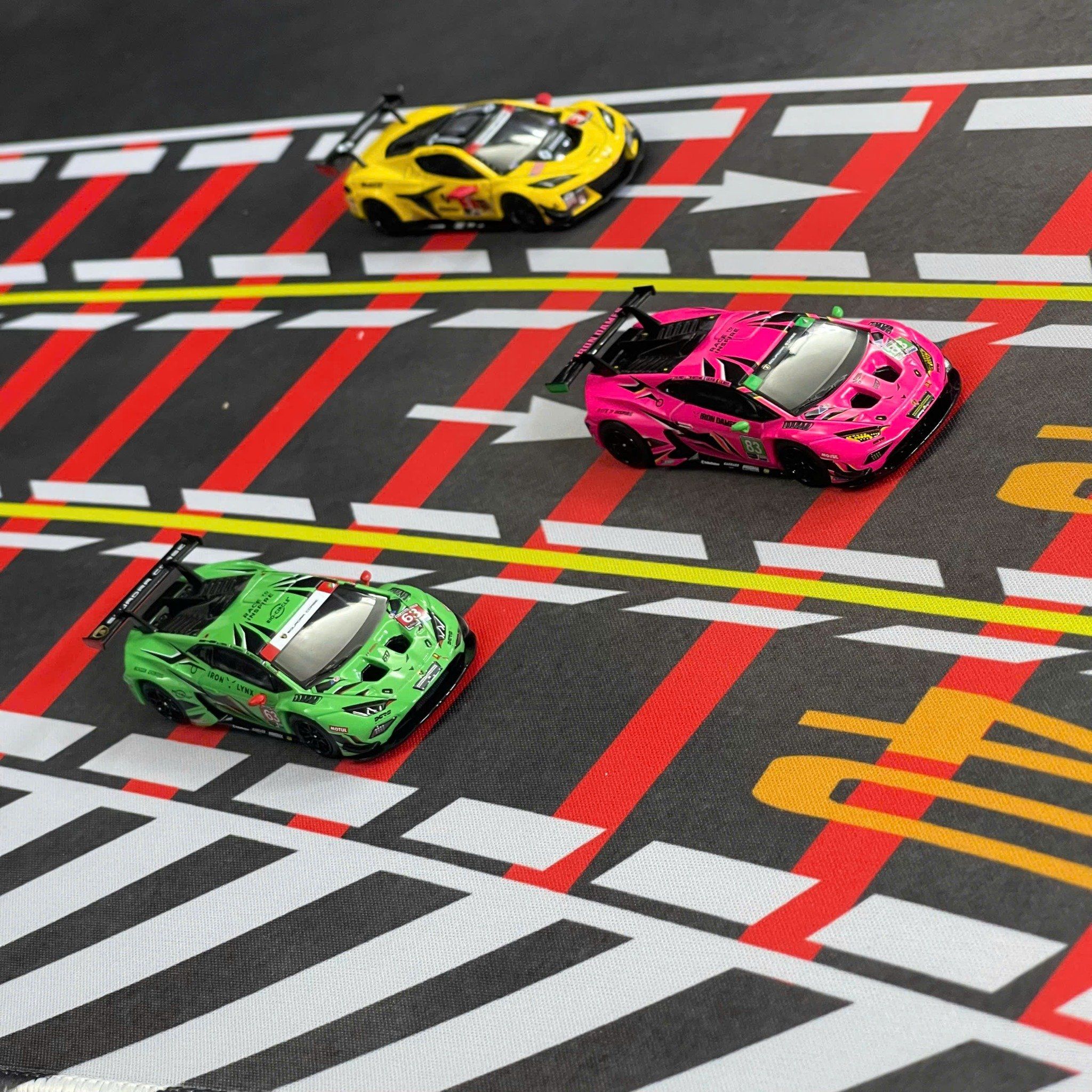  Phụ kiện thảm sa bàn chống trượt mô phỏng diorama đường cua cao tốc kích thước 90x40 cho mô hình xe 1:64 Autono1 PT024 