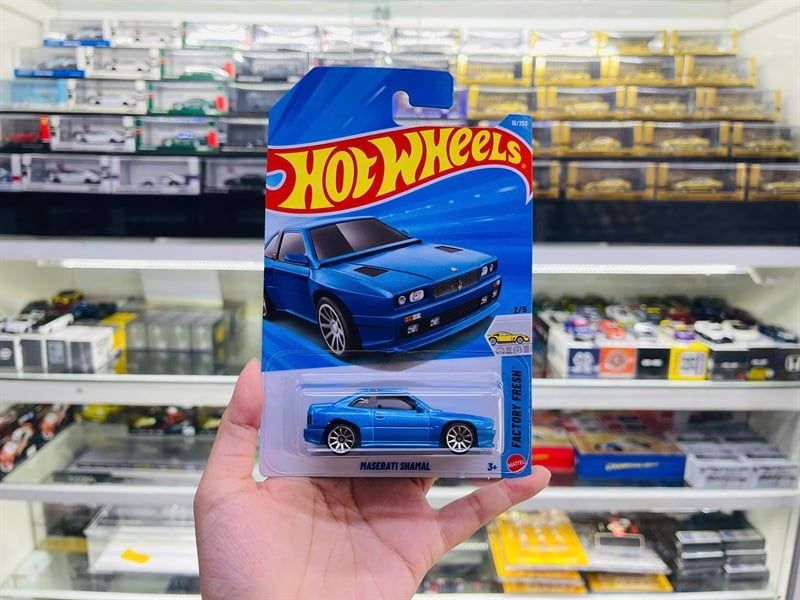  Mô hình xe Maserati Shamal blue Hotwheels kim loại có bản quyền chính hãng tỉ lệ 1:64 C4982-MI 