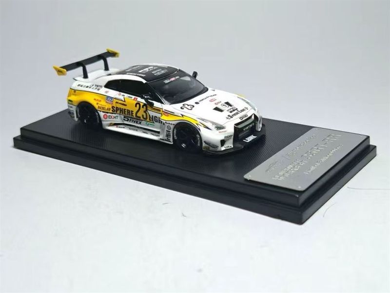  Mô hình xe ô tô Nissan GTR R35 Silhouette LB WORKS version 3.0 tỉ lê 1:64 MyModelCollect OT64600 