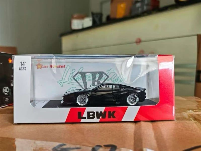  Mô hình xe Ferrari Testarossa 512TR LBWK tỉ lệ 1:64 Star Models OT64649 