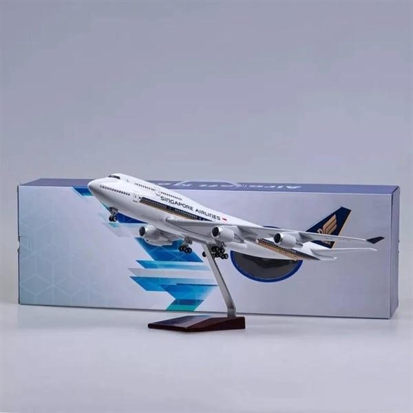  Mô hình máy bay Singapore Airlines Boeing B747 kích thước 47cm No LED MB47092 