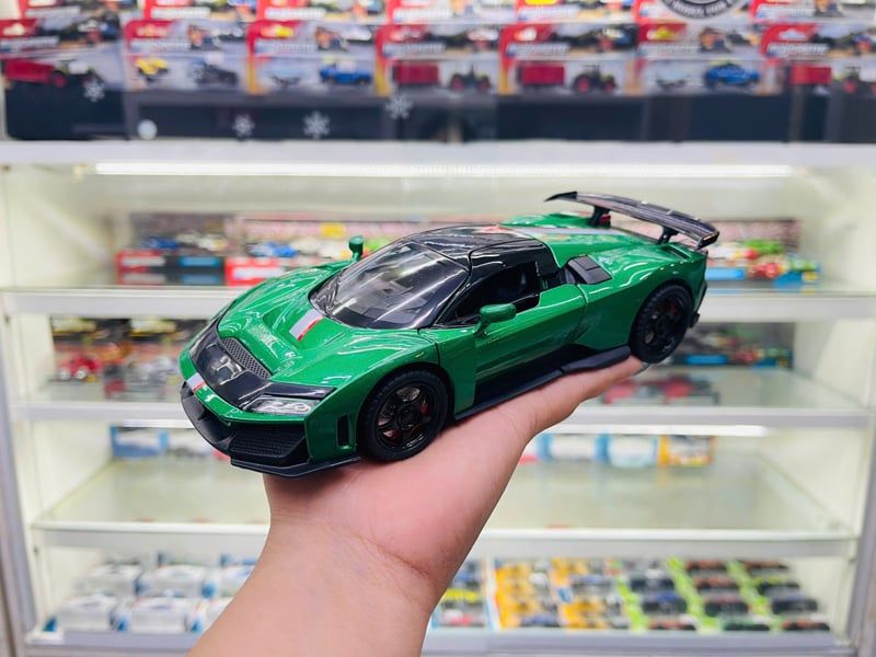  Xe ô tô mô hình bằng hợp kim và nhựa Fer F80 Tỉ lệ 1:24 Newao Model OT24153 