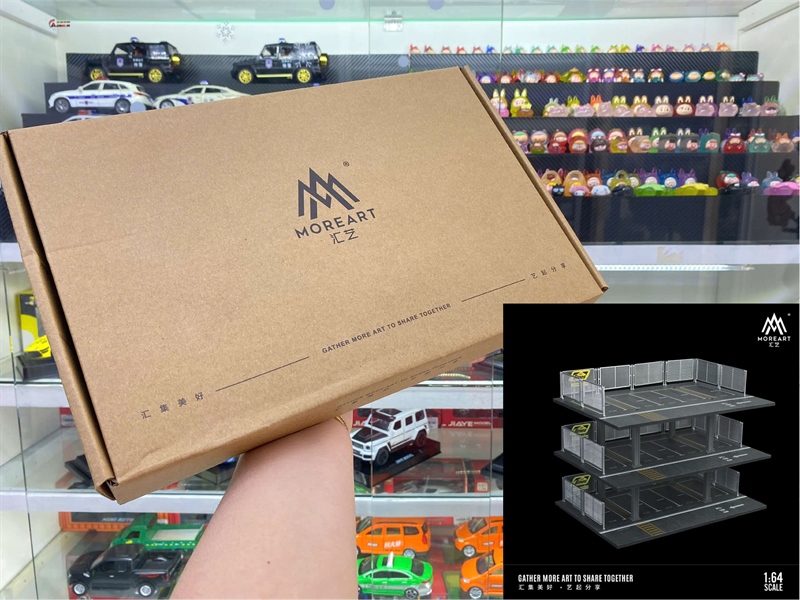  Hộp trưng bày mô phỏng bãi đỗ xe 3 tầng có hàng rào chứa 15 xe kích thước 30x20x18cm tỉ lệ 1:64 MoreArt MO921001 